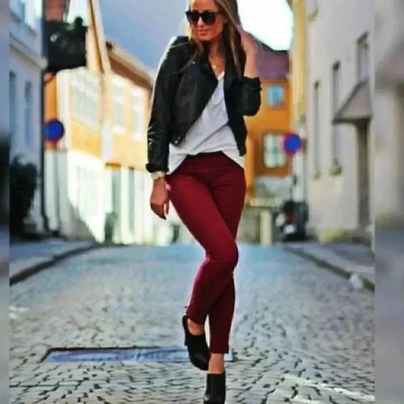 Skinny Pants - Picture 2 of 3